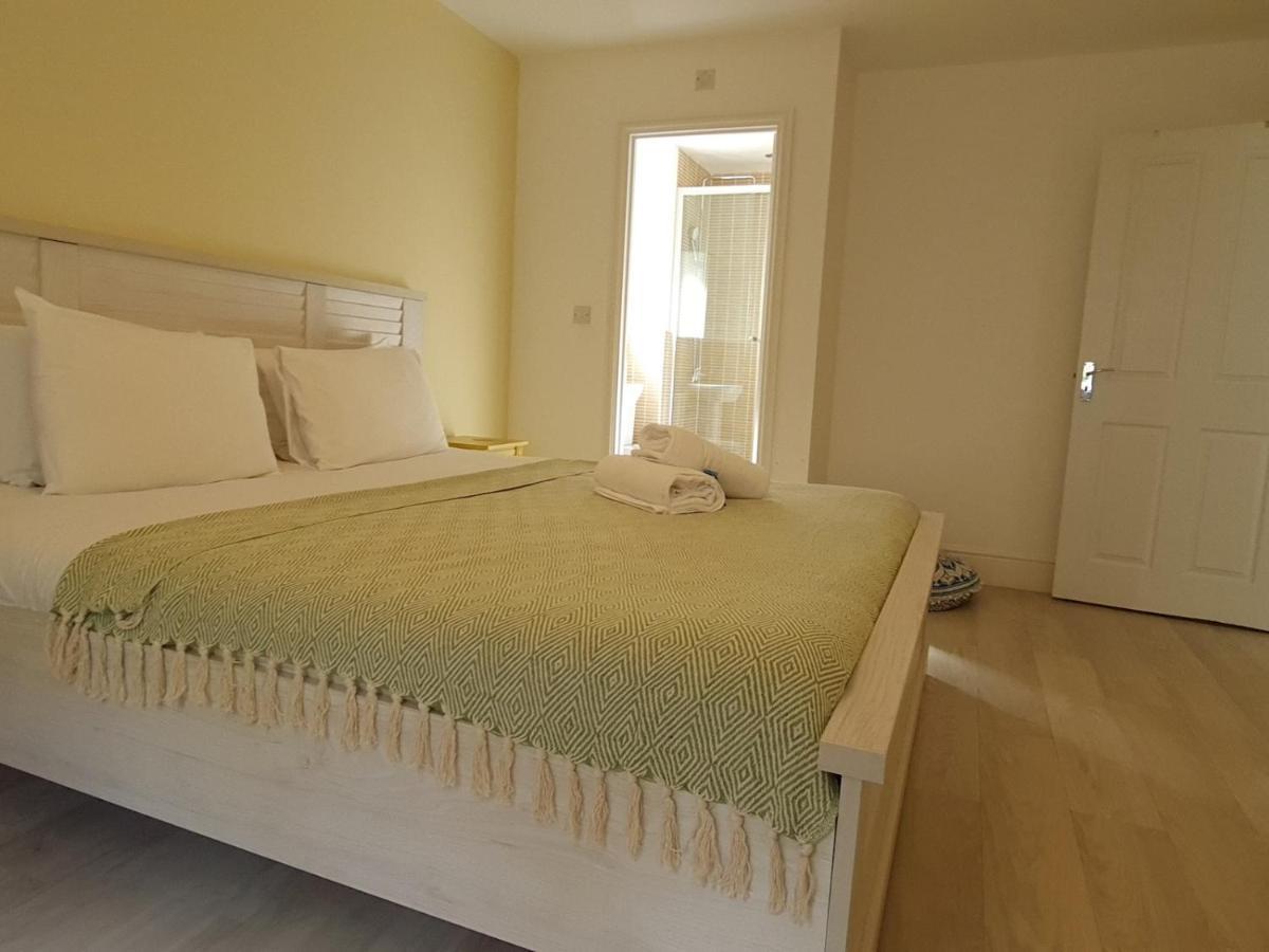 Pass The Keys Well Located Modern 5 Bedroom House バーミンガム エクステリア 写真